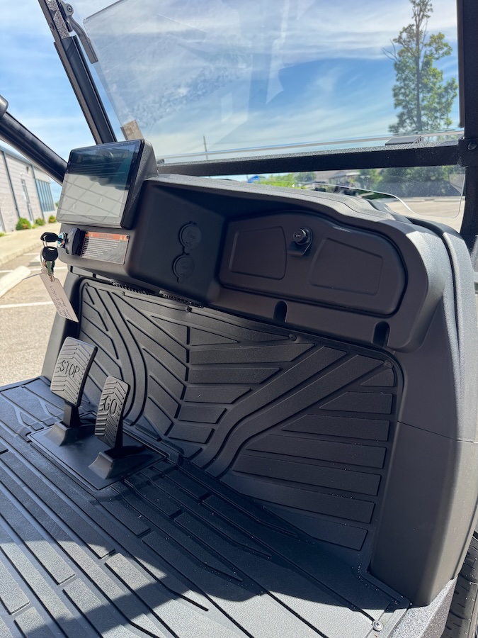 2026 Sierra AX2 4-Passenger